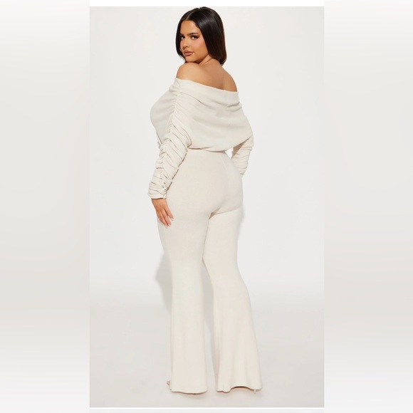 NWOT Fashion Nova Off-Shoulder Cream Jumpsuit - Picture 5 of 12